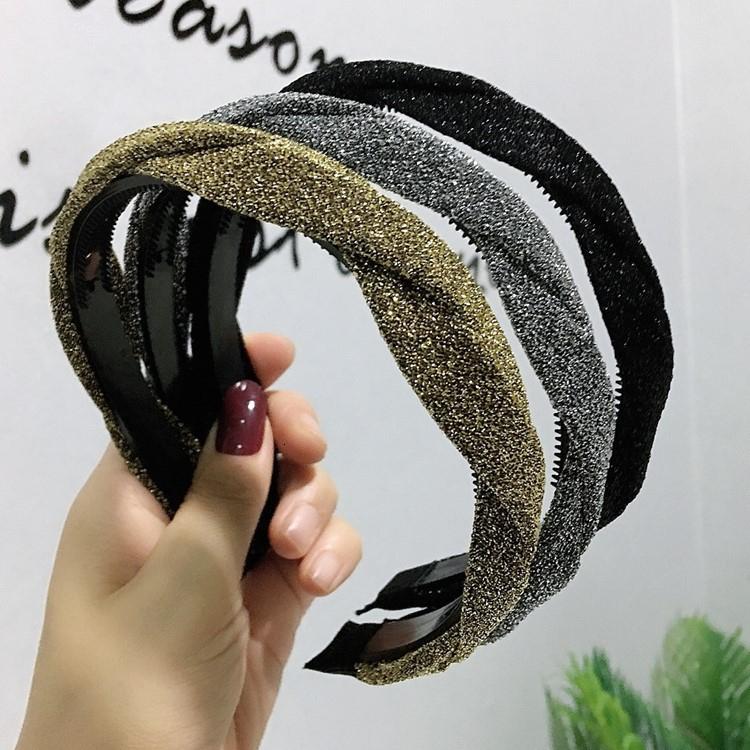 Hair Clips & Barrettes Korea Fashions Simplicity Sweet Headband For Women 2021 Toothed Non-slip Fine Side Headbands Shiny Accessory Hairpin, Golden;silver
Hair Clips & Barrettes Korea Fashions Simplicity Sweet Headband For Women 2021 Toothed Non-slip Fine Side Headbands Shiny Accessory Hairpin, Golden;silver