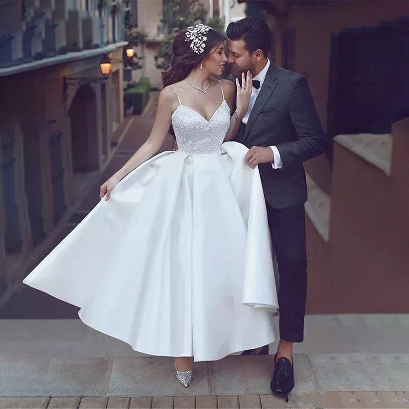 Autumn Satin Wedding dress vestidos de novia wedding party Dress Robe De Soiree bride to be, White
Autumn Satin Wedding dress vestidos de novia wedding party Dress Robe De Soiree bride to be, White