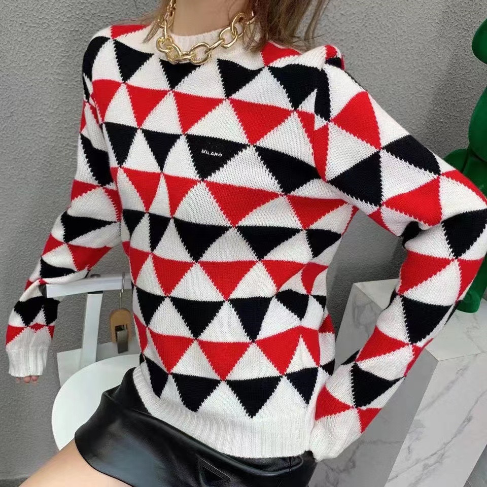 High quality designer Women's Knits round neck long sleeve sweater triangle logo luxury retro blouse fashion, Multi
High quality designer Women's Knits round neck long sleeve sweater triangle logo luxury retro blouse fashion, Multi