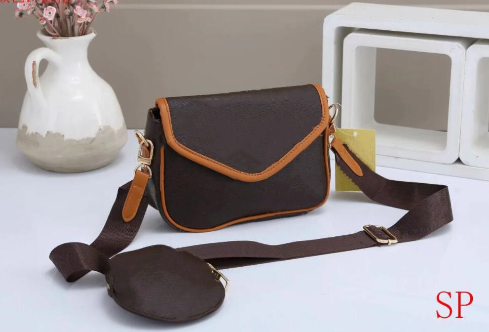 Wholesale retro Flap Messenger Bag two-piece fashion handbag ladies Shoulder chain, Brown
Wholesale retro Flap Messenger Bag two-piece fashion handbag ladies Shoulder chain, Brown