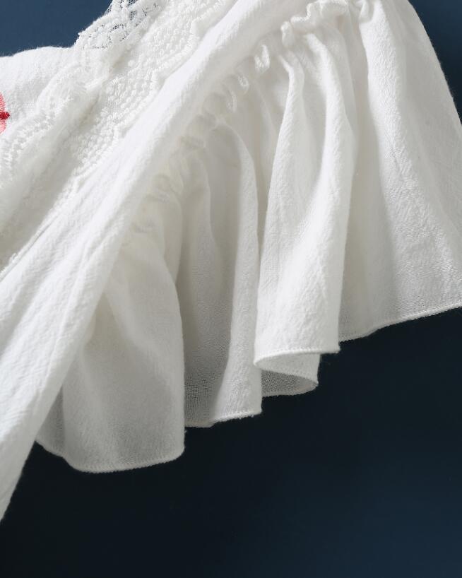 Ethnic Lace Spliced Flower Embroidery White Dress Holiday Elastic Waist Wood ears Ruffles Short Sleeve Midi Women 210429