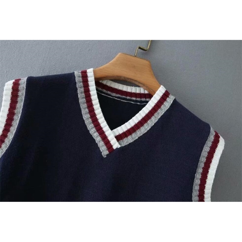 Preppy Style Navy Blue Knitted Sweater Vest Women 90's Vintage Korean Clothes Striped V Neck Tank Top Y2K Knitwear 210429