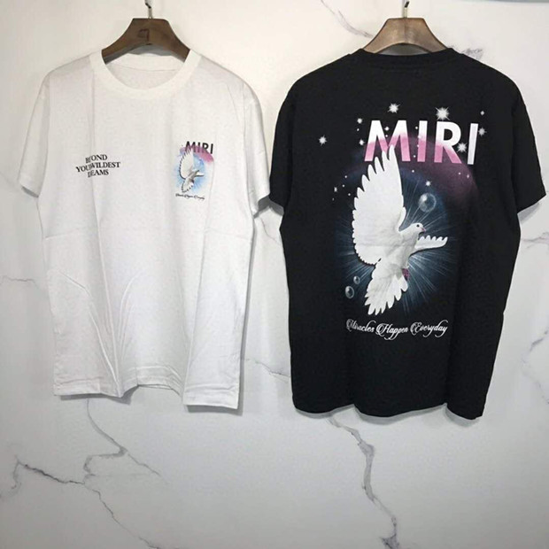 Luxurys Designer Lovers t-shirt Summer Straight Fashion White Crane MenS Women Tees Cotton Hero Man Cheap Apparel Good Quality M-2XL, Black;brown
Luxurys Designer Lovers t-shirt Summer Straight Fashion White Crane MenS Women Tees Cotton Hero Man Cheap Apparel Good Quality M-2XL, Black;brown