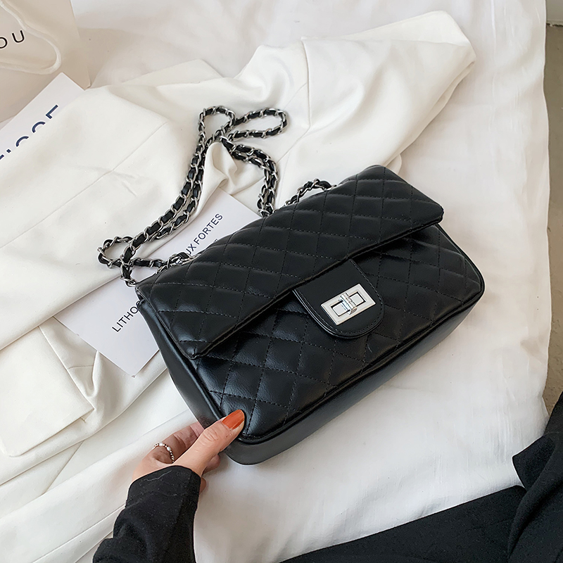 Crossbody Bag Small Lingge Chain PU Leather Flap 2021 Shoulder Handbags Fashion Trendy Purses White Black, White2
Crossbody Bag Small Lingge Chain PU Leather Flap 2021 Shoulder Handbags Fashion Trendy Purses White Black, White2