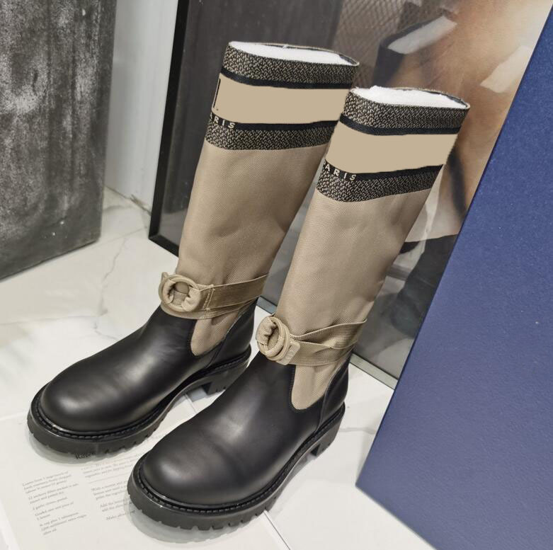 Newly listed mid-tube boots autumn Embroidery stitching winter handsome knight Martin boots military style designer brand thick-soled Martin, Black
Newly listed mid-tube boots autumn Embroidery stitching winter handsome knight Martin boots military style designer brand thick-soled Martin, Black