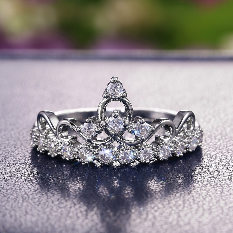 Princess Diamond Cubic Zircon Crown Ring Cluster rings band for women fashion engagement wedding jewelry gift will and sandy, Golden;silver
Princess Diamond Cubic Zircon Crown Ring Cluster rings band for women fashion engagement wedding jewelry gift will and sandy, Golden;silver