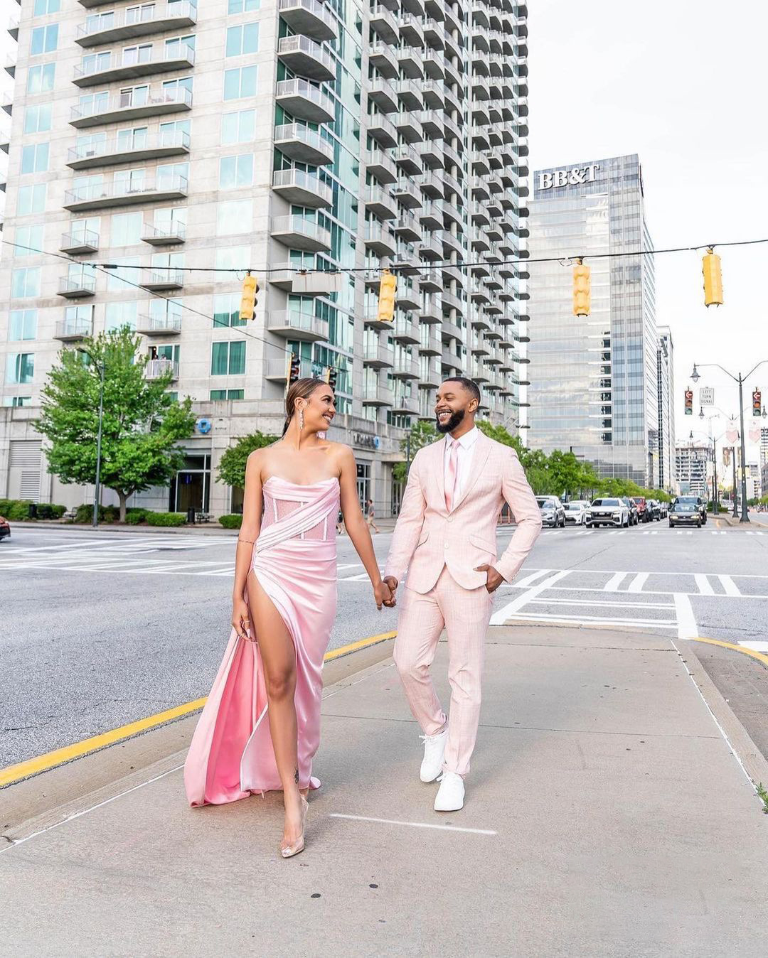 Sexy Illusion Mermaid Evening Dresses Satin Sweetheart Neck Thigh Split Party Gowns Backless Sweep Train Prom Club Dress