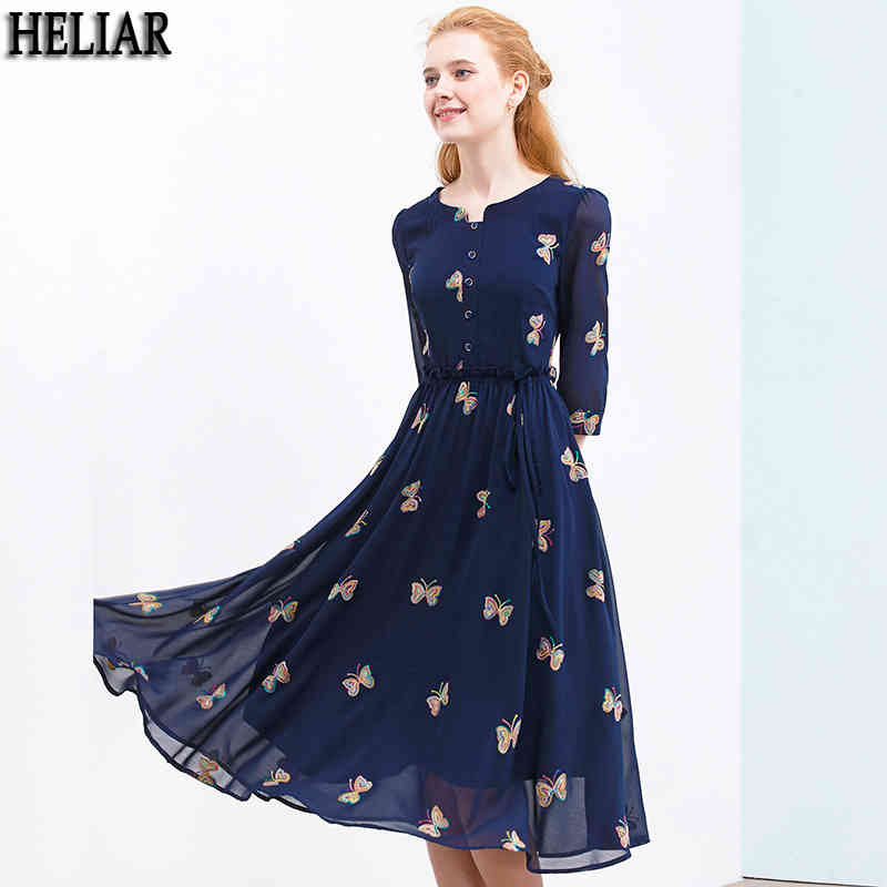 Butterfly Embroidery Women Chiffon Dress Ladies Casual Elegant Double Deck Maiden Dresses O-Neck Party Long 210518, Pink
Butterfly Embroidery Women Chiffon Dress Ladies Casual Elegant Double Deck Maiden Dresses O-Neck Party Long 210518, Pink