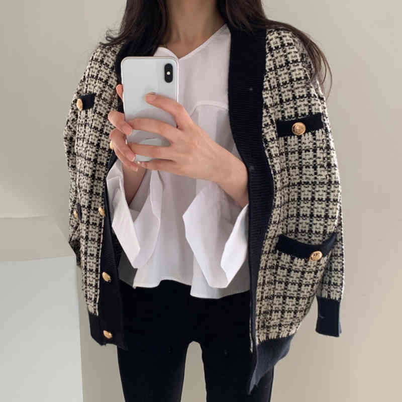Vintage V Neck Women Knitted Sweaters Coat Korean Chic Plaid Female Cardigans New Chic Sueter Mujer Knitted Jacket 210417