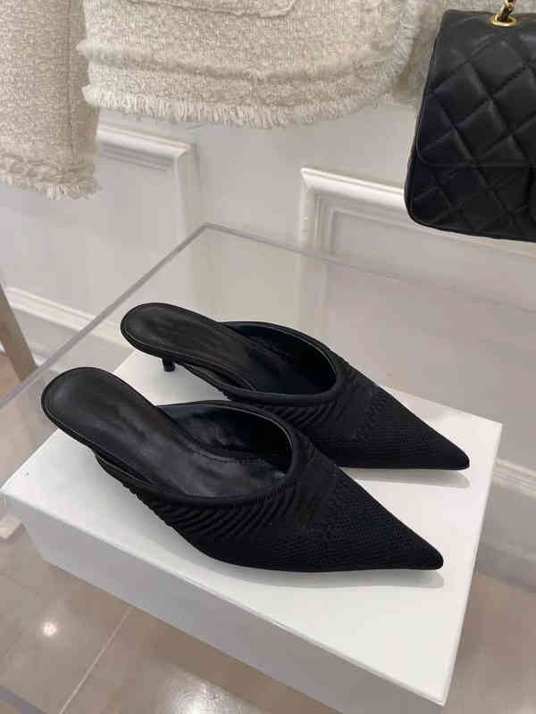 Slippers pointed SS toe kitten heel half drag Weaves vamp 4cm High heels Size 35-40 76G9, 1# shoe box
Slippers pointed SS toe kitten heel half drag Weaves vamp 4cm High heels Size 35-40 76G9, 1# shoe box