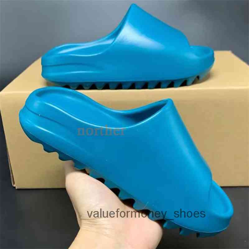Slippers Top 2021 runner Slipper slide sandals shoes mens Enflame Orange triple black white bone resin earth brown green men women sandal 05EP, #99
Slippers Top 2021 runner Slipper slide sandals shoes mens Enflame Orange triple black white bone resin earth brown green men women sandal 05EP, #99