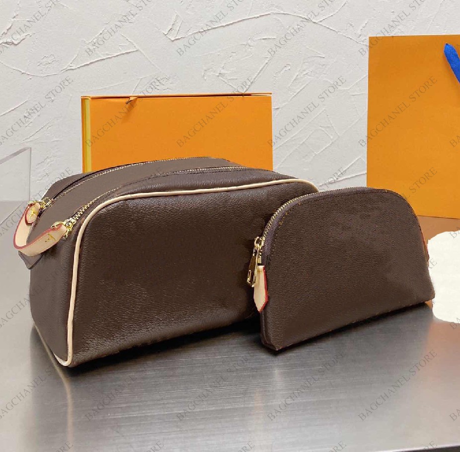 Luxury women's cosmetic bag designer handbag fashion with small bags high quality discolored leather lady purse two piece set, Chooes color
Luxury women's cosmetic bag designer handbag fashion with small bags high quality discolored leather lady purse two piece set, Chooes color