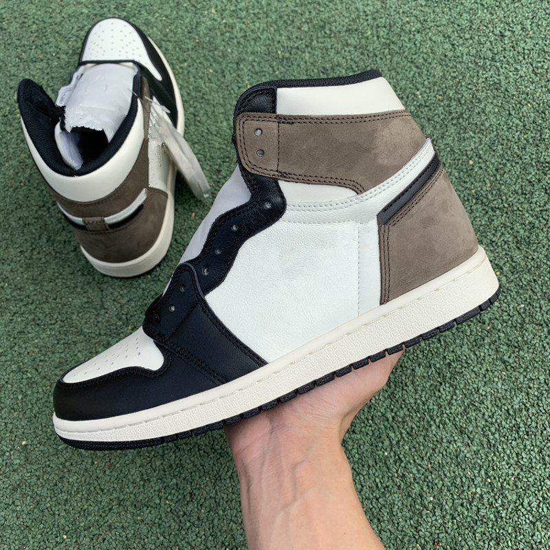 Shoes Jumpman 1 OG Dark Mocha Sail Black Men Women Basketball 555088-105 Sport Sneakers Size 36-46, Pay for extra lace
Shoes Jumpman 1 OG Dark Mocha Sail Black Men Women Basketball 555088-105 Sport Sneakers Size 36-46, Pay for extra lace