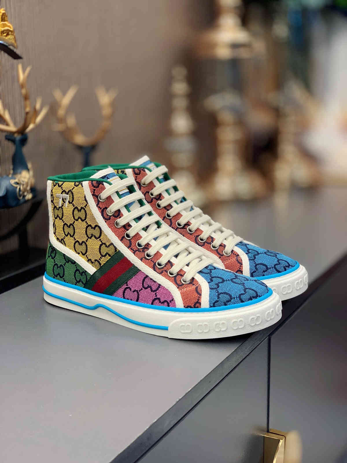 Top Quality Popular Luxury Designer Shoes Sale For Men Women Canvas Letter G Pattern Red Bottom Bee Tiger Green Stripe Casual White Trendy-s, Black
Top Quality Popular Luxury Designer Shoes Sale For Men Women Canvas Letter G Pattern Red Bottom Bee Tiger Green Stripe Casual White Trendy-s, Black