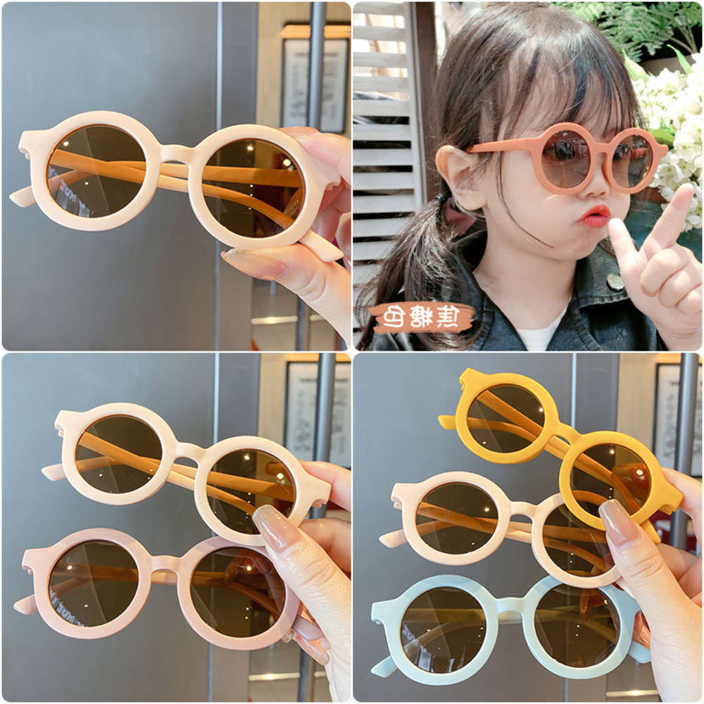 sunglasses Cute children's cartoon baby ultraviolet tide boys and fashion toys girls Sunglasses, Blue
sunglasses Cute children's cartoon baby ultraviolet tide boys and fashion toys girls Sunglasses, Blue
