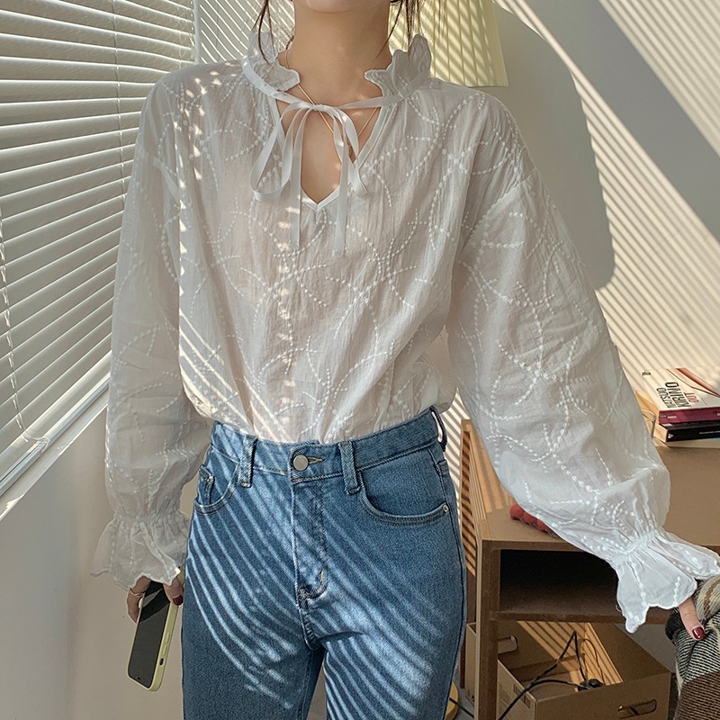 spring autumn women's White blouse Sweet Korean style Long Lantern Sleeve V neck shirt women Loose tops(N0060 210423