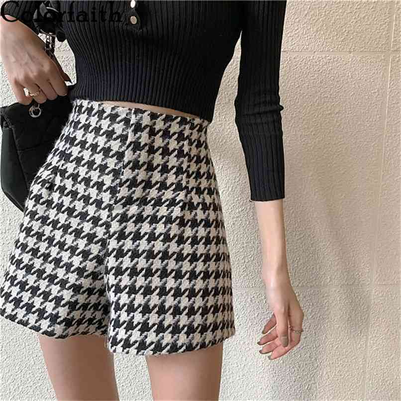 Colorfaith Autumn Winter Women Shorts Wide Leg High Waist Fashionable Woolen Tweed Checkered Lady Trousers P1257 210714