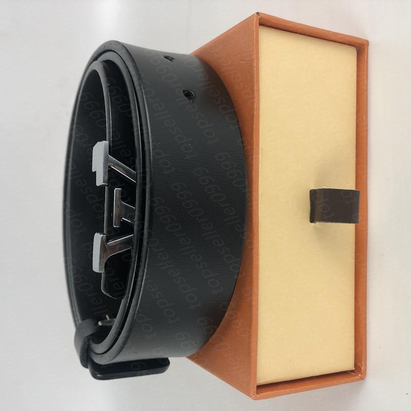 2022 Men Designers Belts Classic fashion luxury casual letter L smooth buckle womens mens leather belt width 3.8cm with orange box, Width 3.8cm with gift box
2022 Men Designers Belts Classic fashion luxury casual letter L smooth buckle womens mens leather belt width 3.8cm with orange box, Width 3.8cm with gift box