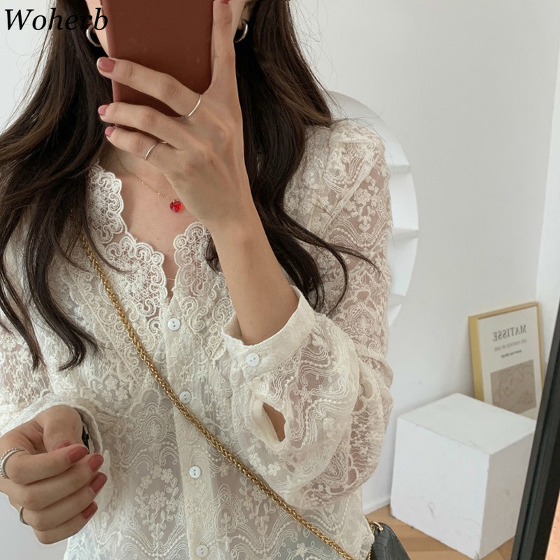 Korean Chic Blouse Women Temperament V-neck Heavy Lace Crochet Floral Shirt See Through Tops Blusas Mujer De Moda 210519
