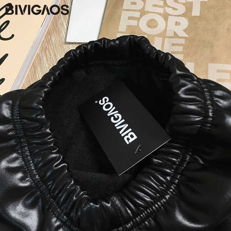 BIVIGAOS Ladies Winter Warm Thick Velvet Faux Leather Leggings Gothic Legging Pants Punk Rock Slim Skinny Pencil Pants For Women 210820