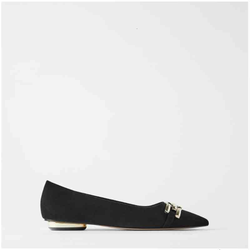 Dave Diins fashion blogger Slippers summer English office style lady simple black metal chain shoes woman KVGF
Dave Diins fashion blogger Slippers summer English office style lady simple black metal chain shoes woman KVGF