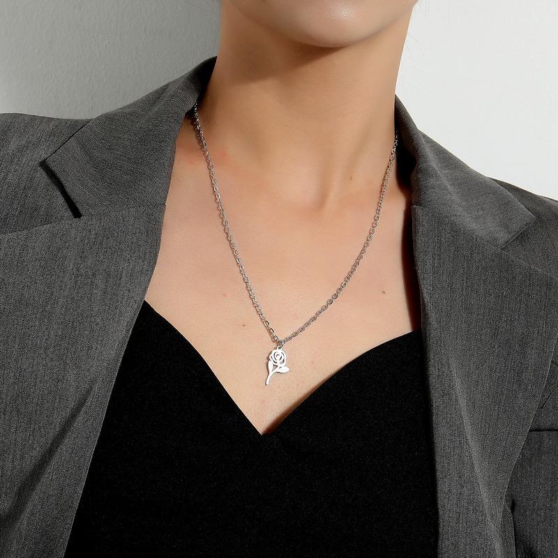Pendant Necklaces Trendy Girl Necklace Tassel Chain Women Silver Color Classic Rose Jewelry For Ladies Harajuku Collares Collier
Pendant Necklaces Trendy Girl Necklace Tassel Chain Women Silver Color Classic Rose Jewelry For Ladies Harajuku Collares Collier