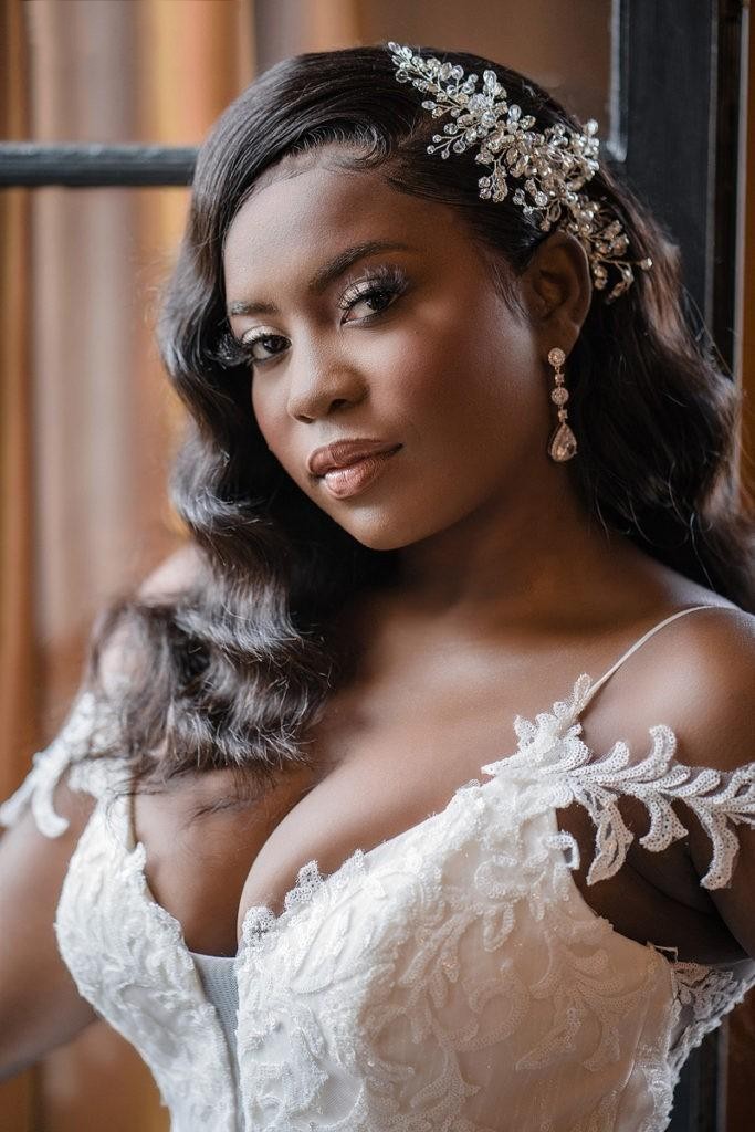 African Fashionable Gorgeous Plus Size Mermaid Wedding Dresses Lace Backless Sequined Spaghetti Straps Sweep Train Bridal Dress Gowns Vestidos De Noiv