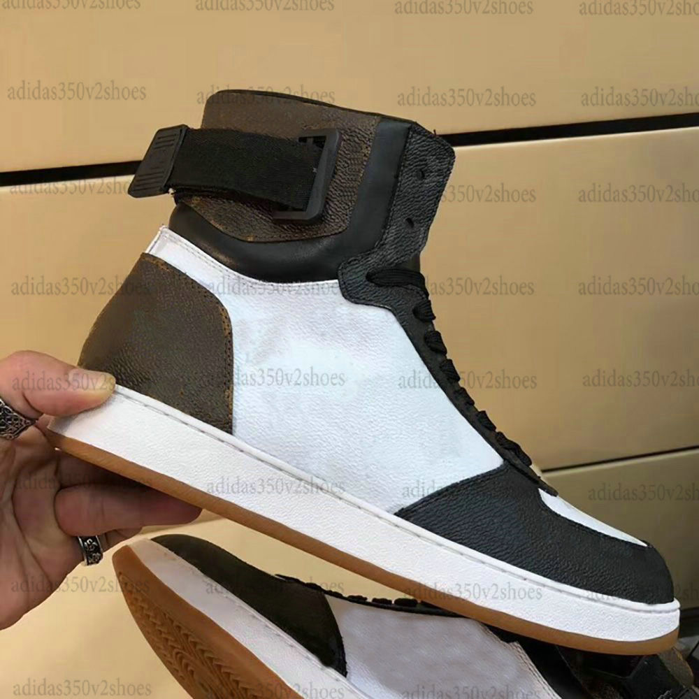 Rivoli High-Top Sneaker Boot Monograms canvas shoes Tri color Denim White Calf leather Rubber sole Iridescent Luxembourg Men Sneakers, White;red
Rivoli High-Top Sneaker Boot Monograms canvas shoes Tri color Denim White Calf leather Rubber sole Iridescent Luxembourg Men Sneakers, White;red