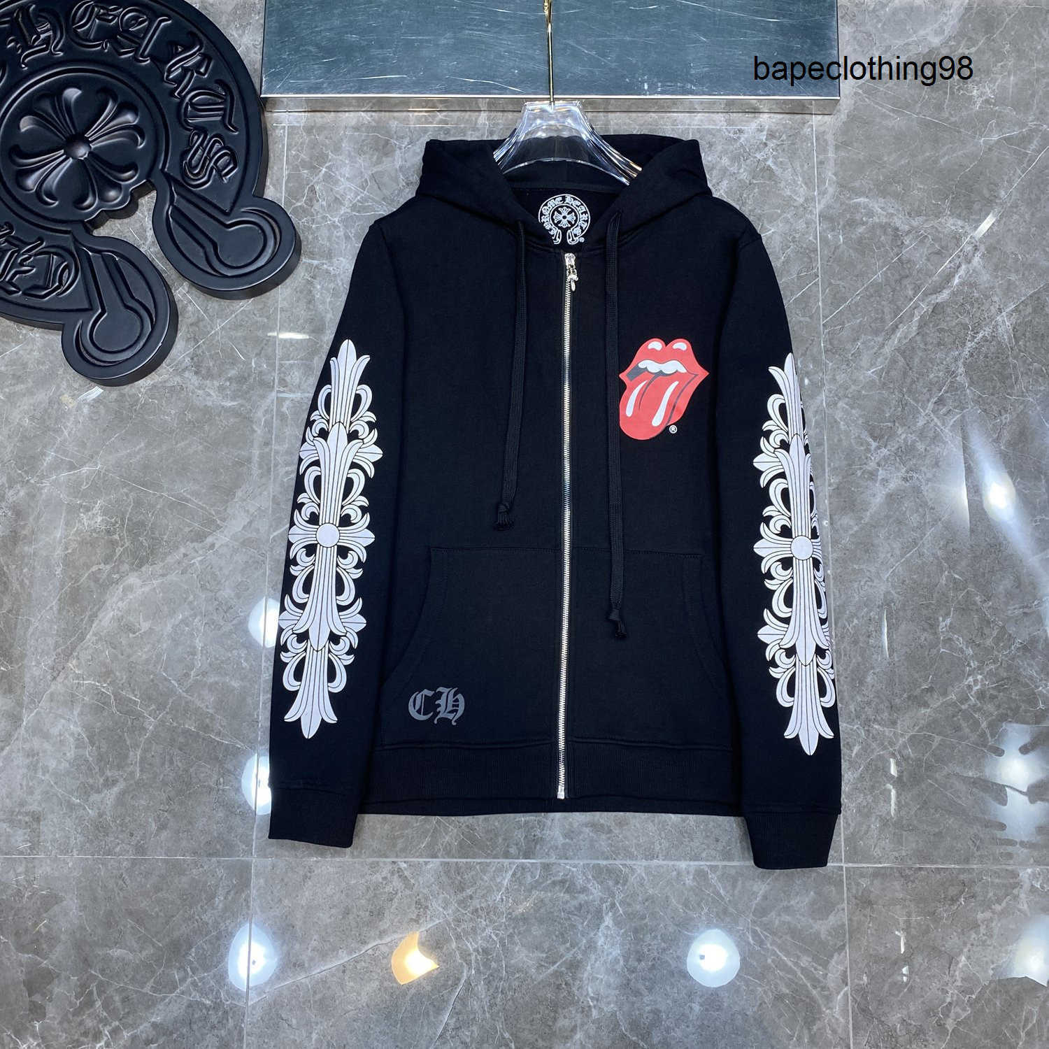 Chrome-/hearts Tongue Hoodie Hoodies Hooded Rolling Stone Limited Red Flower Arm Horseshoe Zipper Sweater Couple, Black
Chrome-/hearts Tongue Hoodie Hoodies Hooded Rolling Stone Limited Red Flower Arm Horseshoe Zipper Sweater Couple, Black