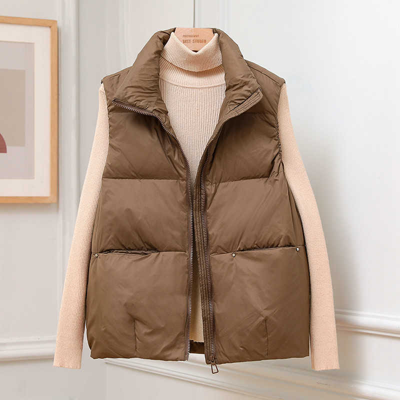 Women Sleeveless Women's Ultra Light Duck Down Vests Loose Jacket Girl Gilet Lightweight Windproof Female Warm Waistcoat 210910