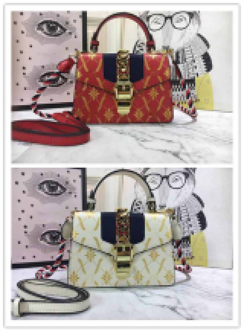 Designer Luxury Sylvie Embroidered Embroidered Super Mini Sylvie Red Top Handle Bag Shoulder bag Size:14*20*8cm, Don't pay it
Designer Luxury Sylvie Embroidered Embroidered Super Mini Sylvie Red Top Handle Bag Shoulder bag Size:14*20*8cm, Don't pay it