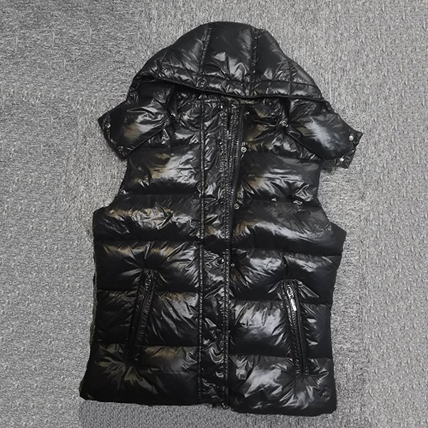 Women Down Vests Winter Sleeveless Classic Two Style Coats Fashion Casual Men Puffer Vest Unisex Outerwear Womens Clothing, Packaging bag
Women Down Vests Winter Sleeveless Classic Two Style Coats Fashion Casual Men Puffer Vest Unisex Outerwear Womens Clothing, Packaging bag