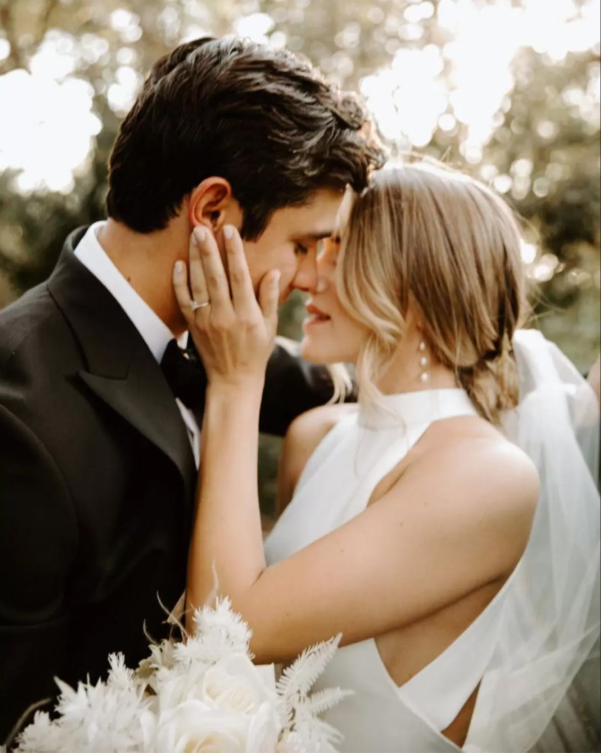 Country A Line Wedding Dresses Halter Neck Sexy Backless Brdial Gowns 2022 New Style Side Split Robe De Soiree 0431