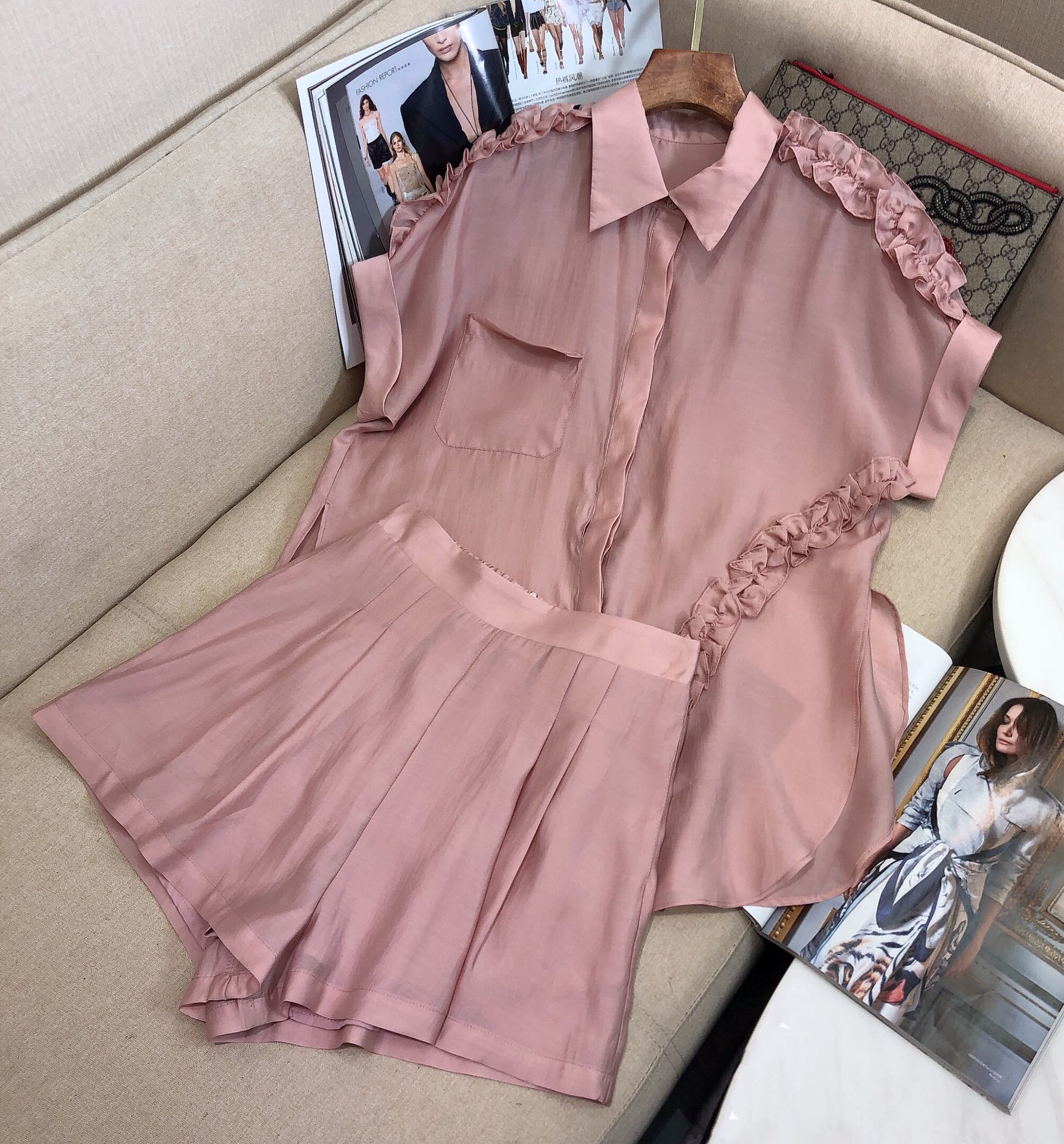 21 europe station customized heavy industry nordic style star the same fashion celebrity style classic elegance, Pink
21 europe station customized heavy industry nordic style star the same fashion celebrity style classic elegance, Pink