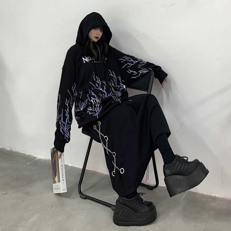Korea Gothic Skirt Sexy Casual Hip Hop Chain Large Size Fashion dark Women Vintage ins Ulzzang A-line High Waist Women's 210608
Korea Gothic Skirt Sexy Casual Hip Hop Chain Large Size Fashion dark Women Vintage ins Ulzzang A-line High Waist Women's 210608
