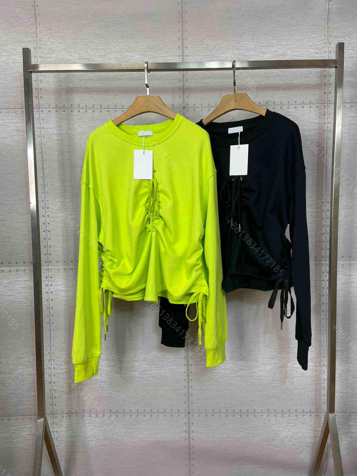 2021ss fashion womens hoodie shirt spring girl drawstring long sleeve bottoming shirts Women Designers Clothes Pure cotton breathable sweat absorbent, Black
2021ss fashion womens hoodie shirt spring girl drawstring long sleeve bottoming shirts Women Designers Clothes Pure cotton breathable sweat absorbent, Black