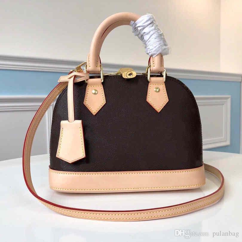 ALMA BB PM Shell Bag Women Genuine Leather Handbags Flower Embossed Shoulder Bags With Lock Designer handbags Crossbody bag
ALMA BB PM Shell Bag Women Genuine Leather Handbags Flower Embossed Shoulder Bags With Lock Designer handbags Crossbody bag