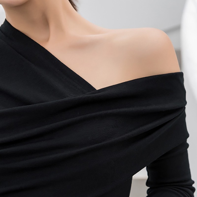 TWOTWINSTYLE Sexy Off Shoulder Asymmetric Women's T-shirts Tops Female Slim Long Sleeve Fashion Black Tshirt Autumn 210406