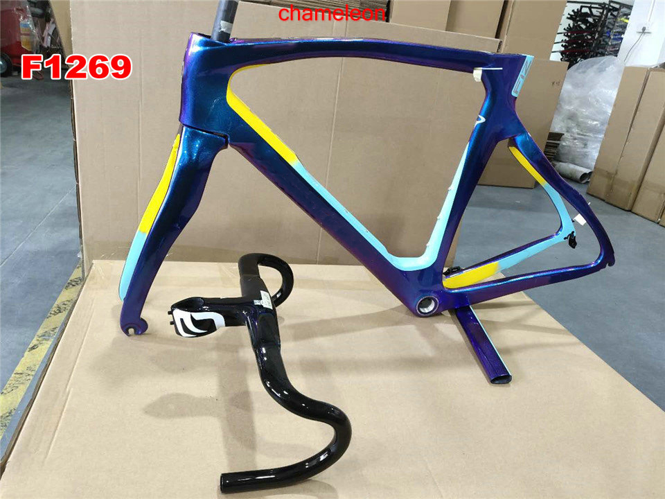 matte Disc 2021 Chameleon Color T1000 1K Glossy F12 Road Frame Carbon Road Frames Bicycle Frameset + Handlebar BB68
matte Disc 2021 Chameleon Color T1000 1K Glossy F12 Road Frame Carbon Road Frames Bicycle Frameset + Handlebar BB68