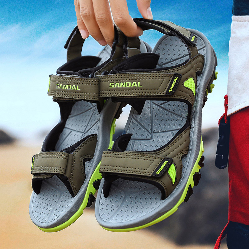Fashion Professional Casual Men Women Sandals Beach slippers Classic Lady Gentlemen Flip Flops Children Hole Shoe
Fashion Professional Casual Men Women Sandals Beach slippers Classic Lady Gentlemen Flip Flops Children Hole Shoe