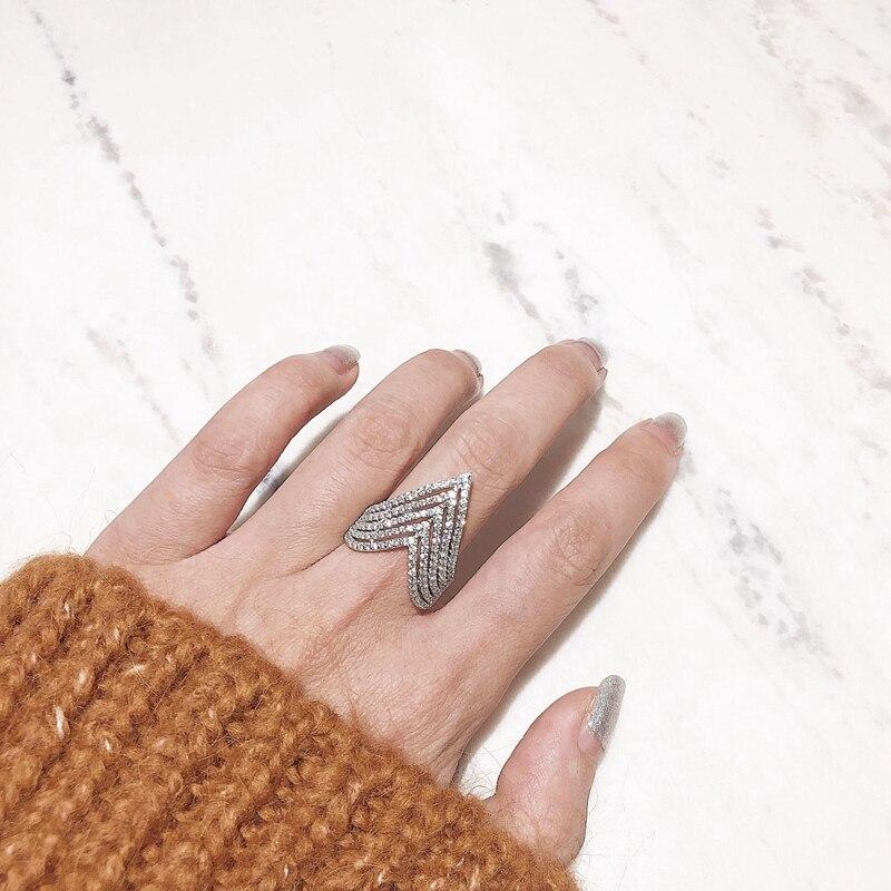 Trend Adjustable Zircon Rings Multi Layer Design Luxury Temperament Jewelry Wedding Engagement Party Punk Women's Ring
Trend Adjustable Zircon Rings Multi Layer Design Luxury Temperament Jewelry Wedding Engagement Party Punk Women's Ring