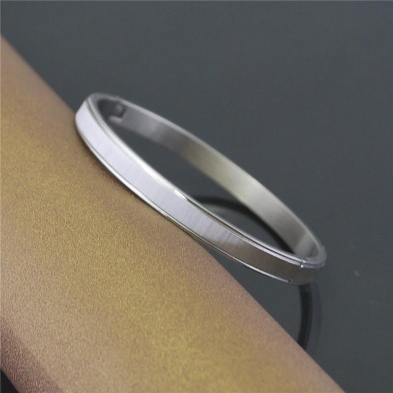 Bangle Friends Gift Charm 6mm Stainless Steel Women Bracelets Fashion Jewelry 2021 Style Silver Color Vertical Lines
Bangle Friends Gift Charm 6mm Stainless Steel Women Bracelets Fashion Jewelry 2021 Style Silver Color Vertical Lines