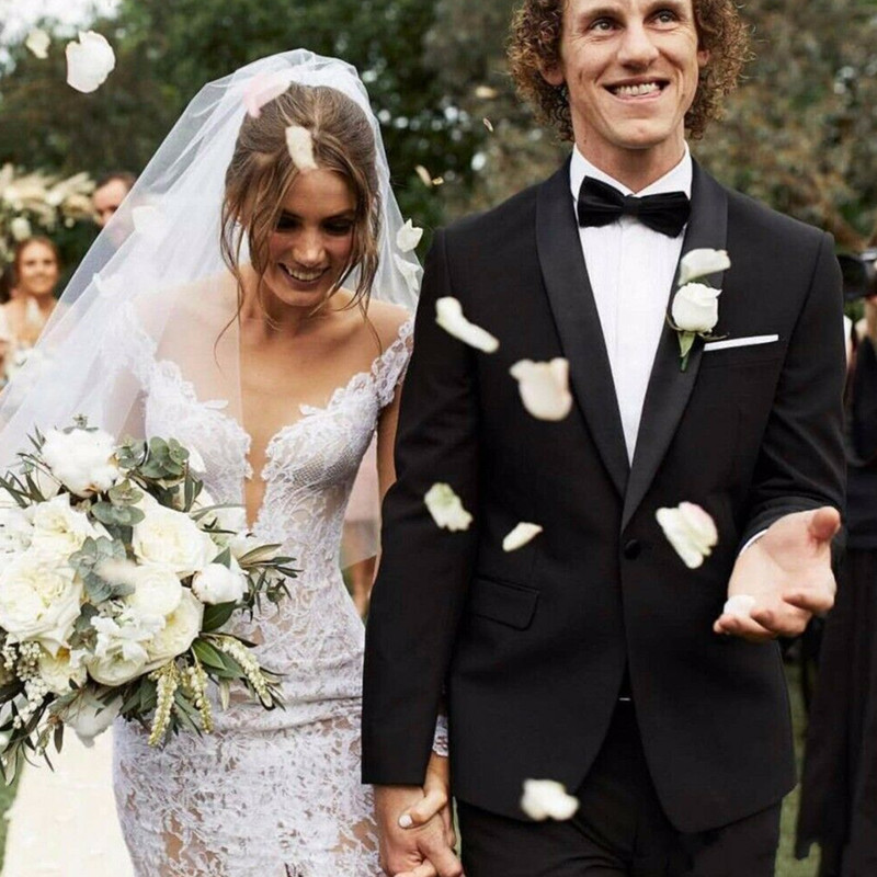 Elegant A line Wedding Dress V-Neck Lace garden Bridal Gowns Plus Size Dress