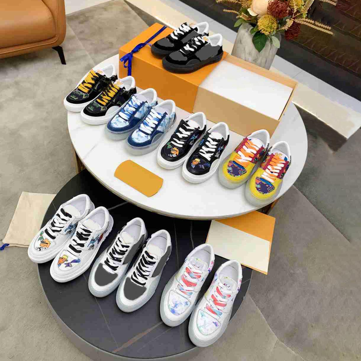 2021 Luxury women men Casual Sports Skate Shoes woman man Flat Sneakers Top Designer Couples trainers runner sneaker with box large size 35-45
2021 Luxury women men Casual Sports Skate Shoes woman man Flat Sneakers Top Designer Couples trainers runner sneaker with box large size 35-45