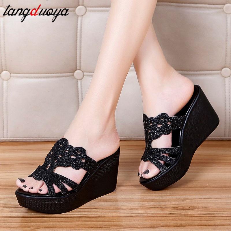 Rhinestone Slippers Women Outdoor Beach Woman High Heels Sandals Open Toe Wedge Summer Platform Black Dress Shoes
Rhinestone Slippers Women Outdoor Beach Woman High Heels Sandals Open Toe Wedge Summer Platform Black Dress Shoes