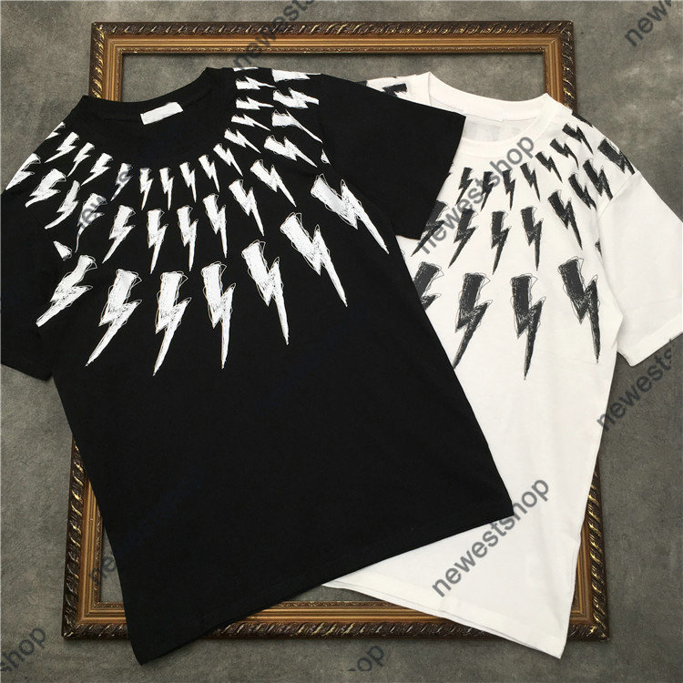 summer mens Collar white black geometry print tshirt short sleeve t-shirt Designer t shirt Camisetas t shirts unsex tops tee
summer mens Collar white black geometry print tshirt short sleeve t-shirt Designer t shirt Camisetas t shirts unsex tops tee