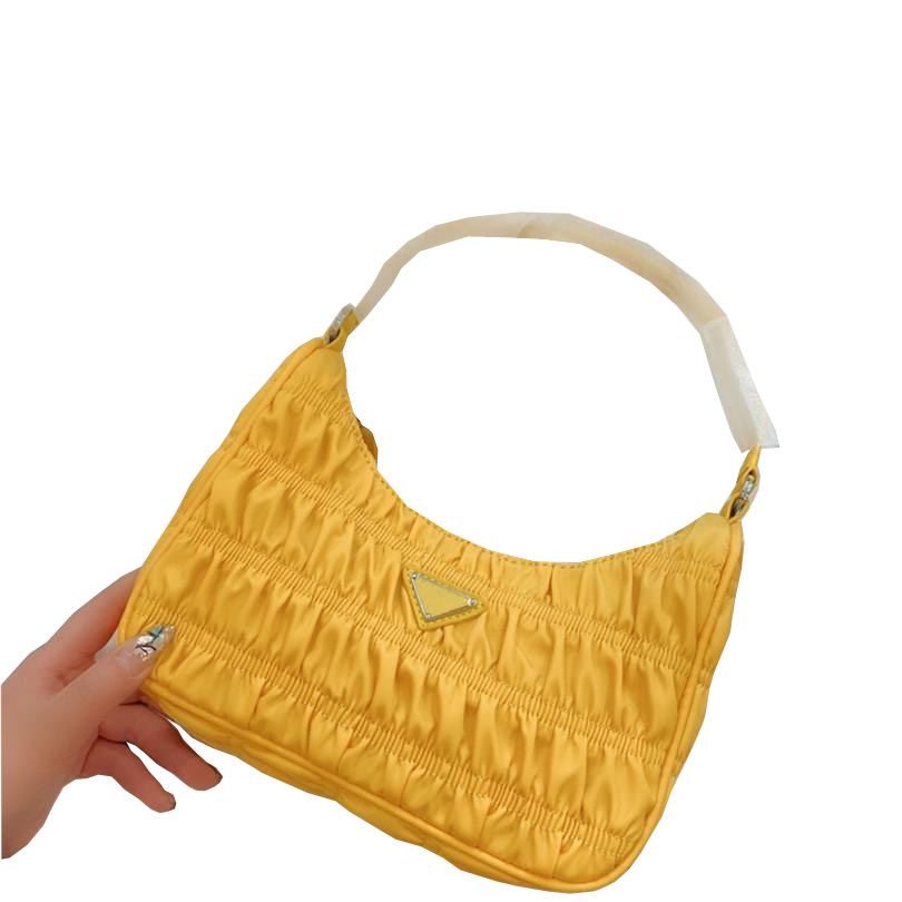 Women Luxurys Bag Top Quality Pleated Handbag Fashion Style Lady Bags Hobos Baguettes Luxury Designer Shoulder Handbags On Sale c30
Women Luxurys Bag Top Quality Pleated Handbag Fashion Style Lady Bags Hobos Baguettes Luxury Designer Shoulder Handbags On Sale c30