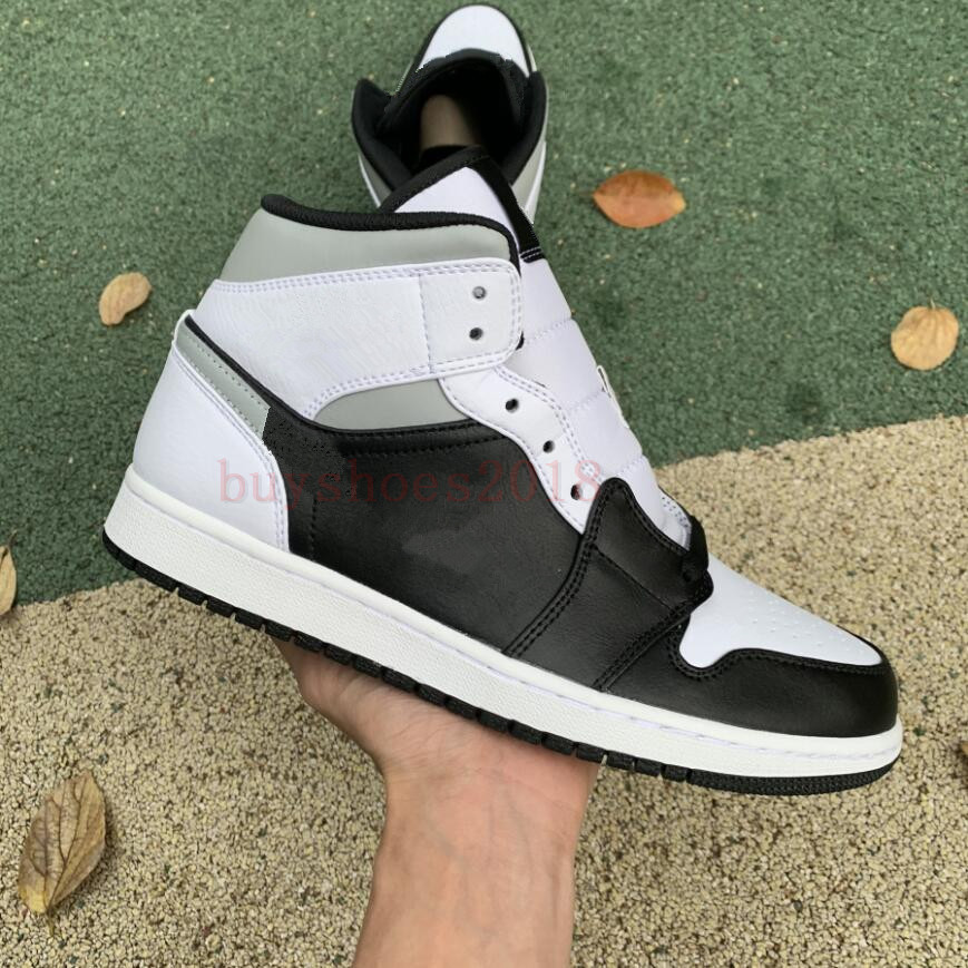 Jumpman 1 1s Mens Basketball Shoes Obsidian UNC Trophy Room Shadow 2.0 Hyper Royal University Blue Twist Women Sneakers Trainers With Box
Jumpman 1 1s Mens Basketball Shoes Obsidian UNC Trophy Room Shadow 2.0 Hyper Royal University Blue Twist Women Sneakers Trainers With Box