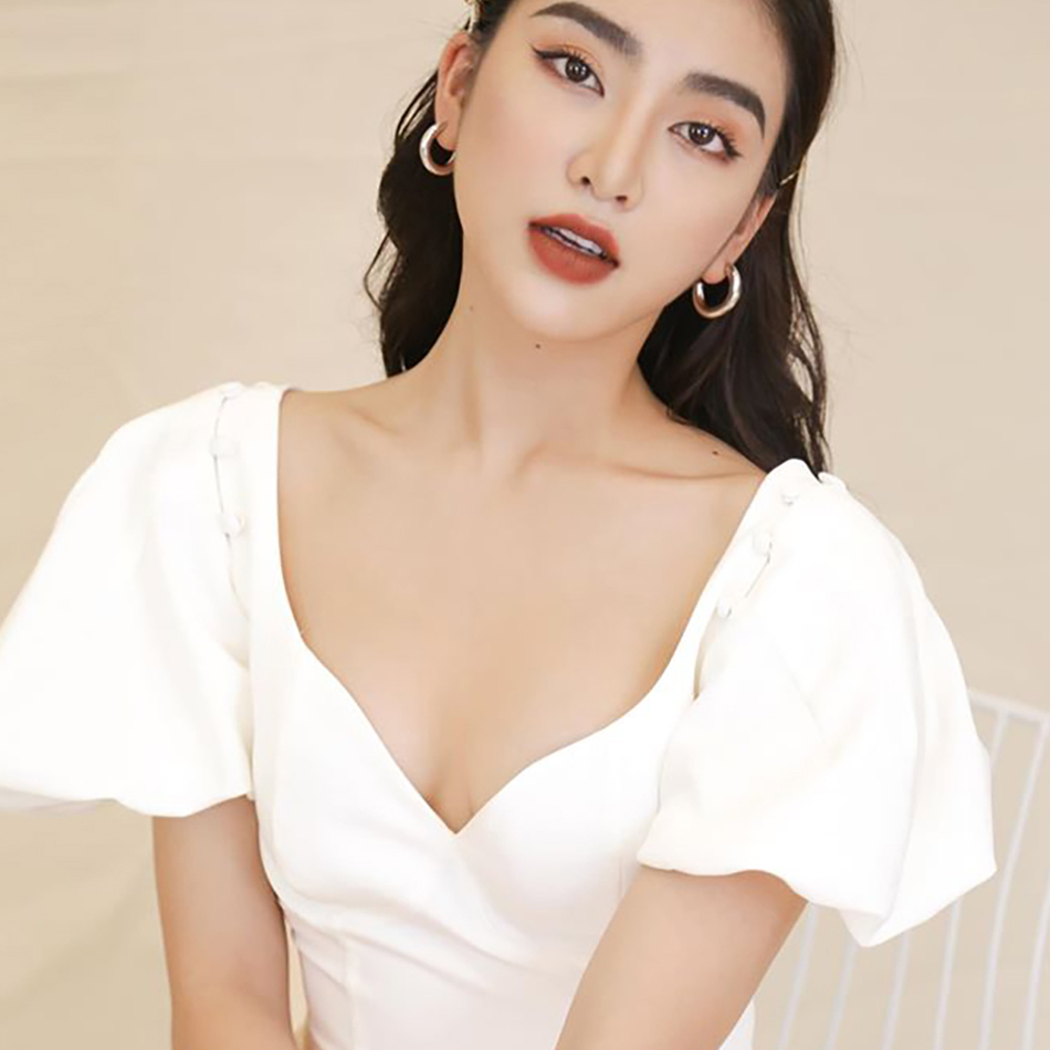 Summer Women White 2 Two Pieces Sets Sexy Short Sleeve V Neck Tops& Skirt Evening Club Party Casual Lady 210423