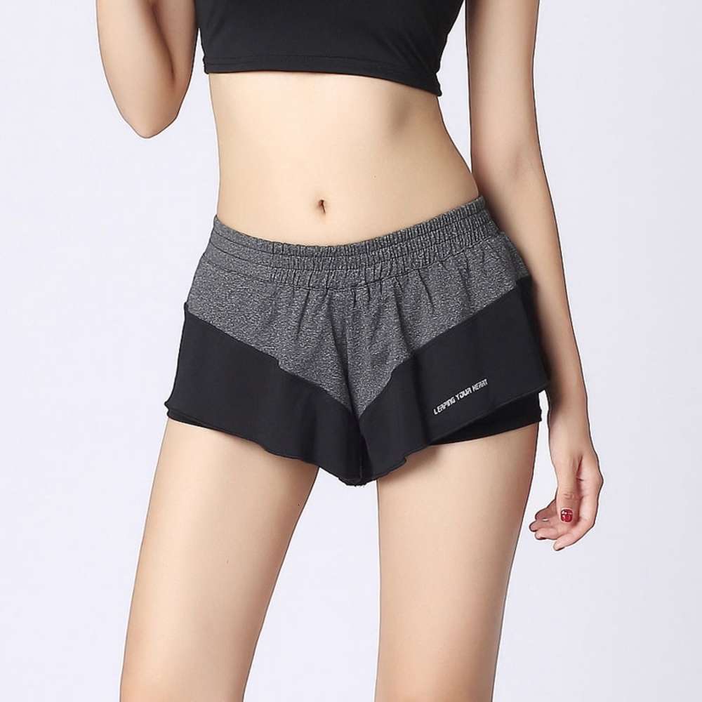 fake two-piece anti light stitching color contrast ruffle sports shorts running fitness suit yoga pants large skirt pants female, Gray
fake two-piece anti light stitching color contrast ruffle sports shorts running fitness suit yoga pants large skirt pants female, Gray